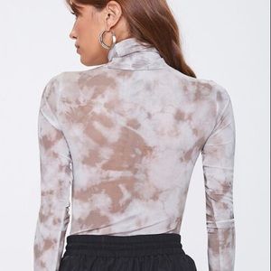 Forever 21 tie dye bodysuit